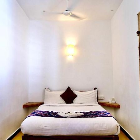 French Rivera Guest House Puducherry Exterior foto